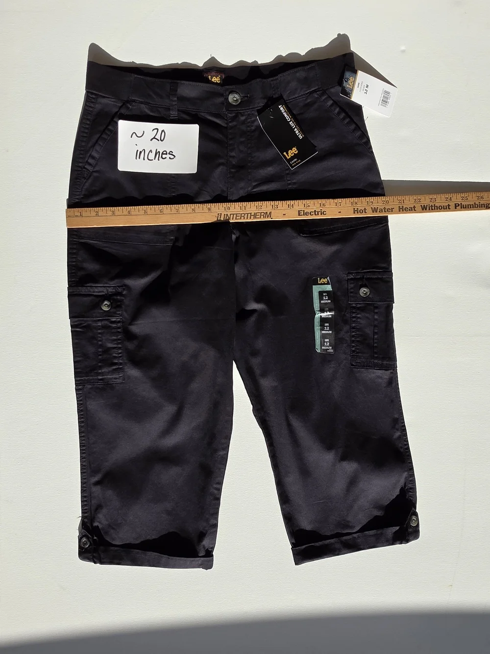 Lee Size 12 Medium Women's Black Cargo Capri Pants NWT